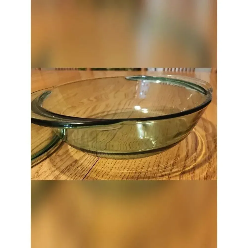 Anchor Hocking Green Glass Round Casserole Dish with Lid - 2 Qt, 2 L